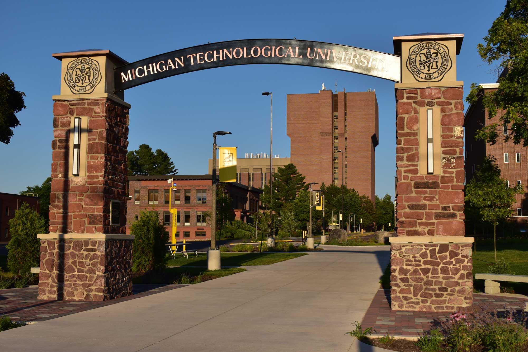 Michigan Tech Sign